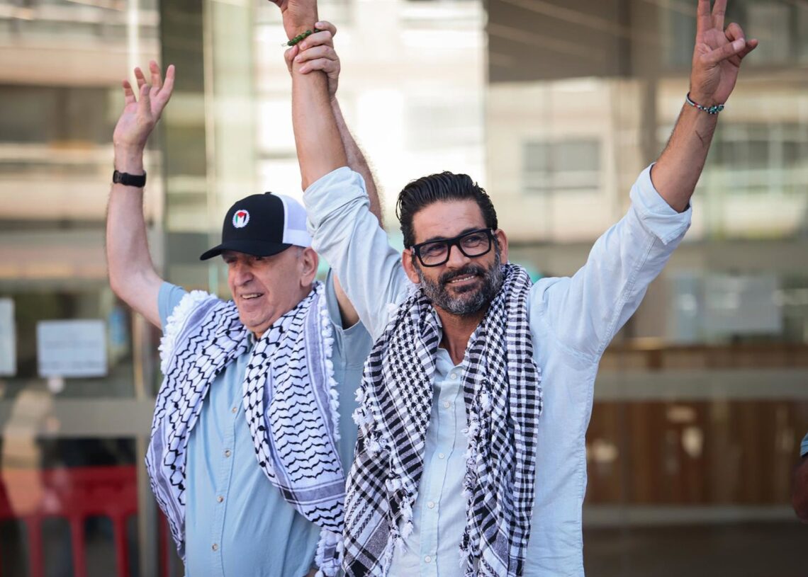 Archivo - El hostelero, Samir Slim (d), a su salida del Juzgado de Instrucción número 4 de Vigo, a 29 de julio de 2025, en Vigo, Pontevedra, Galicia (España). Adrián Irago - Europa Press - Archivo