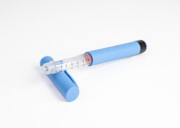 Archivo - Inyector de pluma de liraglutida con aguja para tratar la diabetes tipo 2, obesidad, GLP-1PETER TOGEL - Archivo