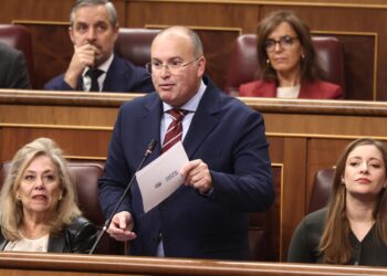 El secretario general del PP, Miguel Tellado, durante una sesión de control al Gobierno, en el Congreso de los Diputados, a 26 de noviembre de 2025, en Madrid (España).Eduardo Parra - Europa Press