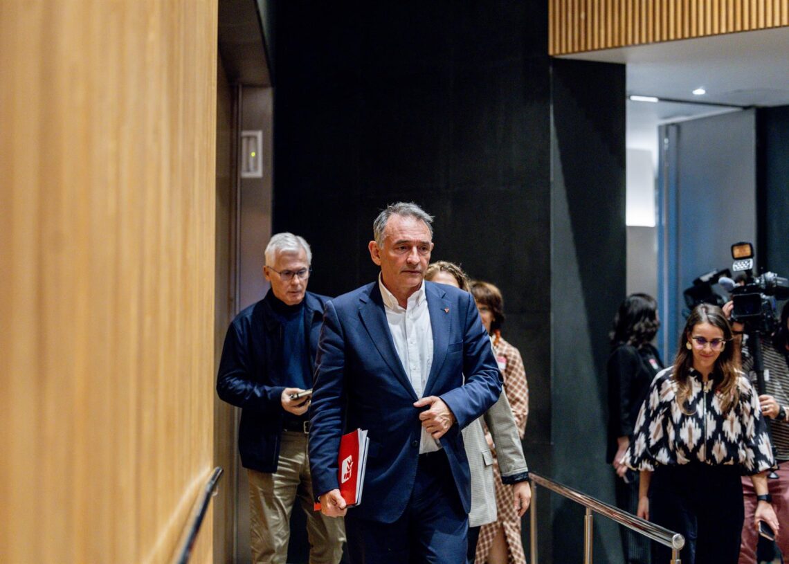 El diputado de Sumar Enrique Santiago a su llegada a la celebración de la Jornada ‘El futuro de la Jurisdicción Universal’Ricardo Rubio - Europa Press