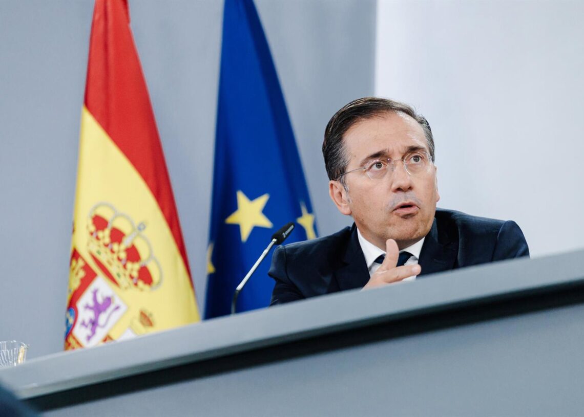 Archivo - El ministro de Asuntos Exteriores, Unión Europea y Cooperación, José Manuel Albares, durante una rueda de prensa posterior a la reunión del Consejo de Ministros, a 9 de septiembre de 2025, en Madrid (España).Carlos Luján - Europa Press - Archivo