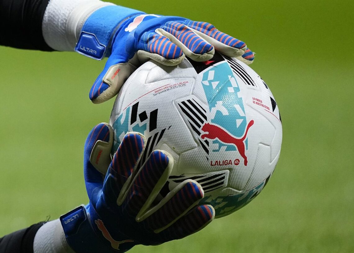 Archivo - Illustration, LaLiga Puma official ball of the match during the Spanish League, LaLiga EA Sports, football match played between Atletico de Madrid and Rayo Vallecano at Riyadh Air Metropolitano stadium on September 24, 2025, in Madrid, Spain.Oscar J. Barroso / AFP7 / Europa Press - Archivo