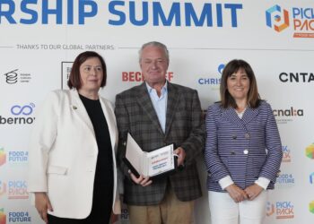 Archivo - Reconocimiento al cónsul honorario de Alemania en Bilbao, Michael John VossGOBIERNO VASCO - Archivo