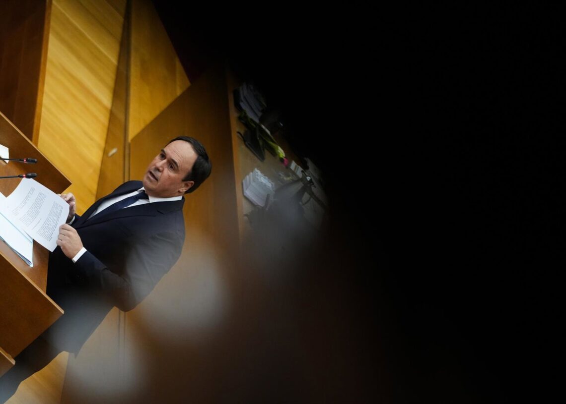 El candidato del PP a la Presidencia de la Generalitat, Juanfran Pérez Llorca, en el debate de investiduraJORGE GIL/EUROPA PRESS