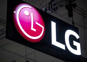 Archivo - FILED - 01 September 2022, Berlin: LG's logo at the IFA electronics trade show. Photo: Fabian Sommer/dpaFabian Sommer/dpa - Archivo