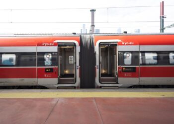 Archivo - Un tren de Iryo en la estación de Chamartín-Clara Campoamor, a 2 de enero de 2025, en Madrid (España). Eduardo Parra - Europa Press - Archivo