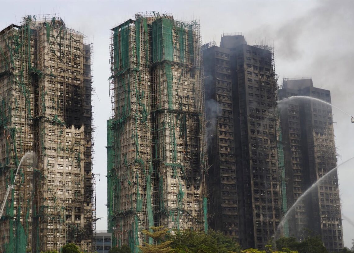 Incendio en varios rascacielos residenciales en el barrio Tai Po de Hong Kong, en ChinaEuropa Press/Contacto/Wang Shen