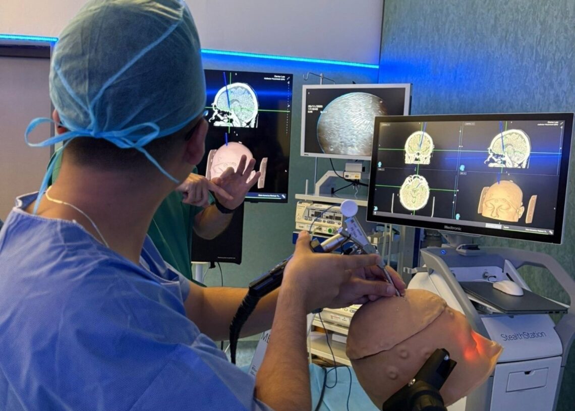 Curso organizado por Iavante, de la Fundación Progreso y Salud, y el Hospital Virgen de las Nieves.JUNTA DE ANDALUCIA