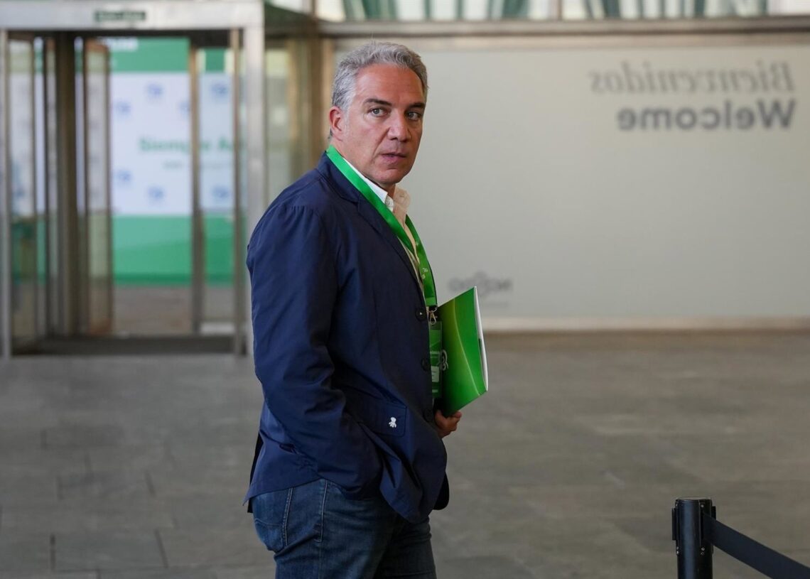El vicesecretario de Coordinación Autonómica y Local + Análisis Electoral del Partido Popular, Elías Bendodo, durante el comienzo del XVII Congreso del PP Andaluz. A 7 de noviembre de 2025 en SevillaFrancisco J. Olmo - Europa Press