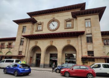 Archivo - Estación del Norte, estación de tren en la calle Uría de Oviedo.EUROPA PRESS - Archivo