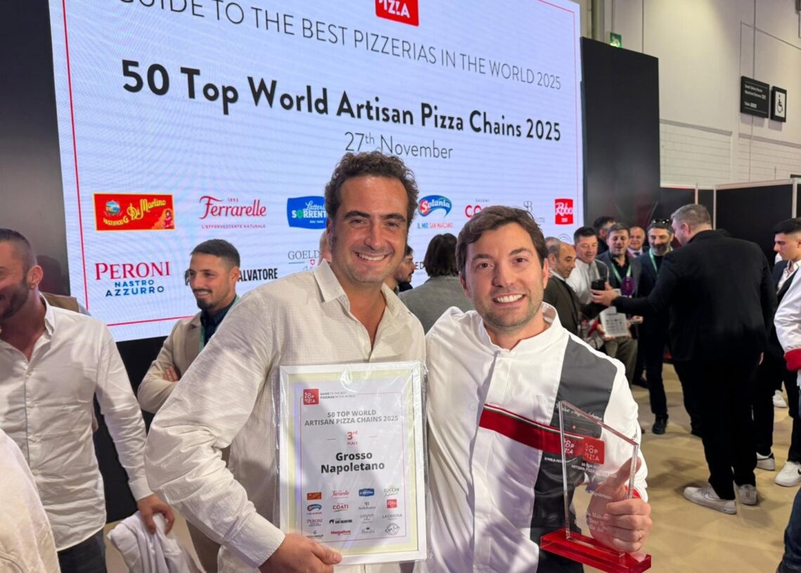 Entrega de premios a Grosso NapoletanoGROSSO NAPOLETANO