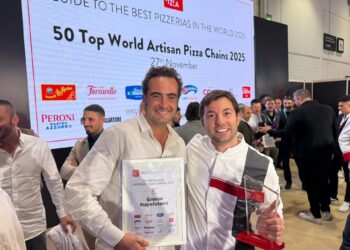 Entrega de premios a Grosso NapoletanoGROSSO NAPOLETANO