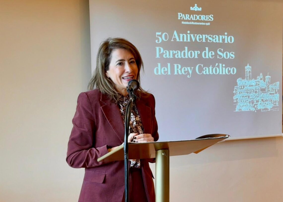 La presidenta de Paradores, Raquel Sánchez, ha anunciado una inversión en el Parador de Sos del Rey Católico para su modernización.PARADORES