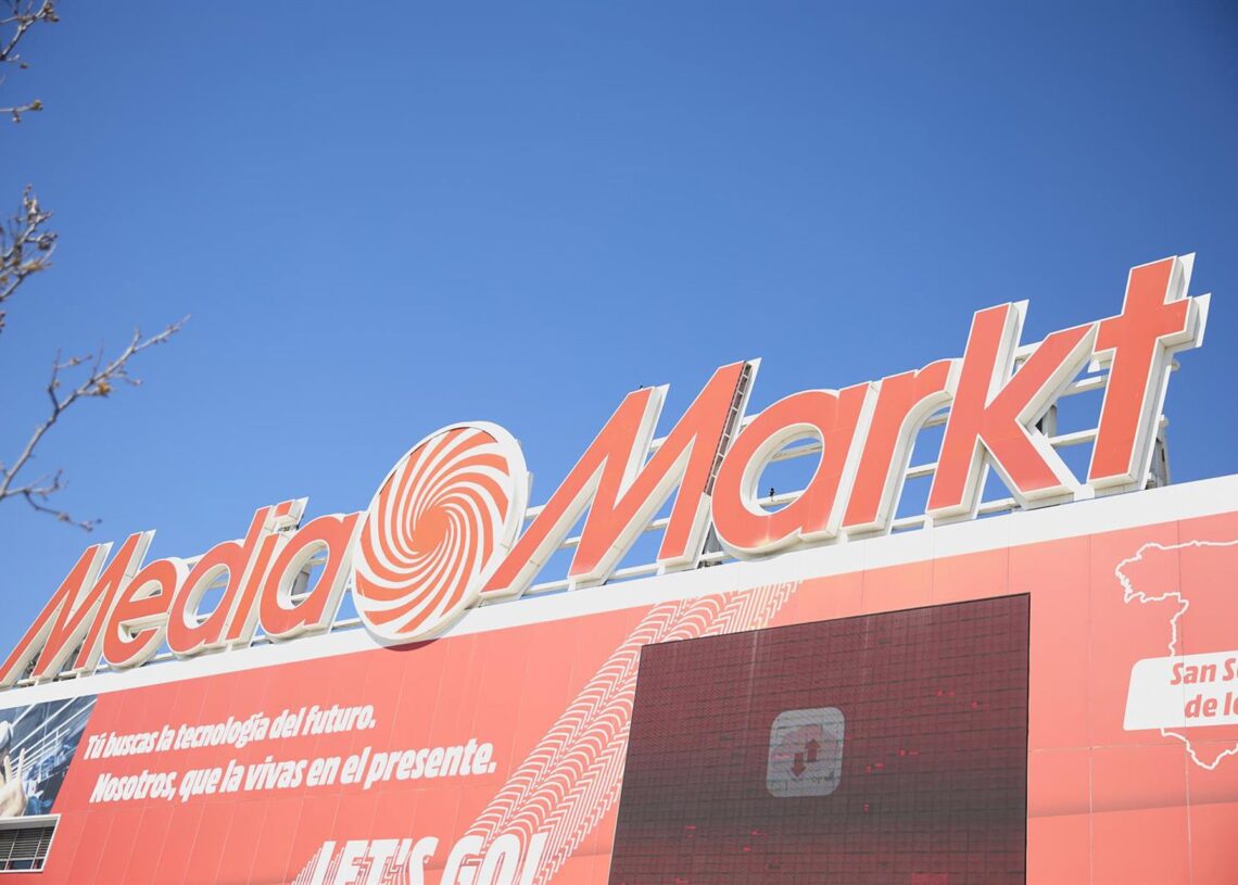 Archivo - Fachada de una tienda de MediaMarkt, Jesús Hellín - Europa Press - Archivo