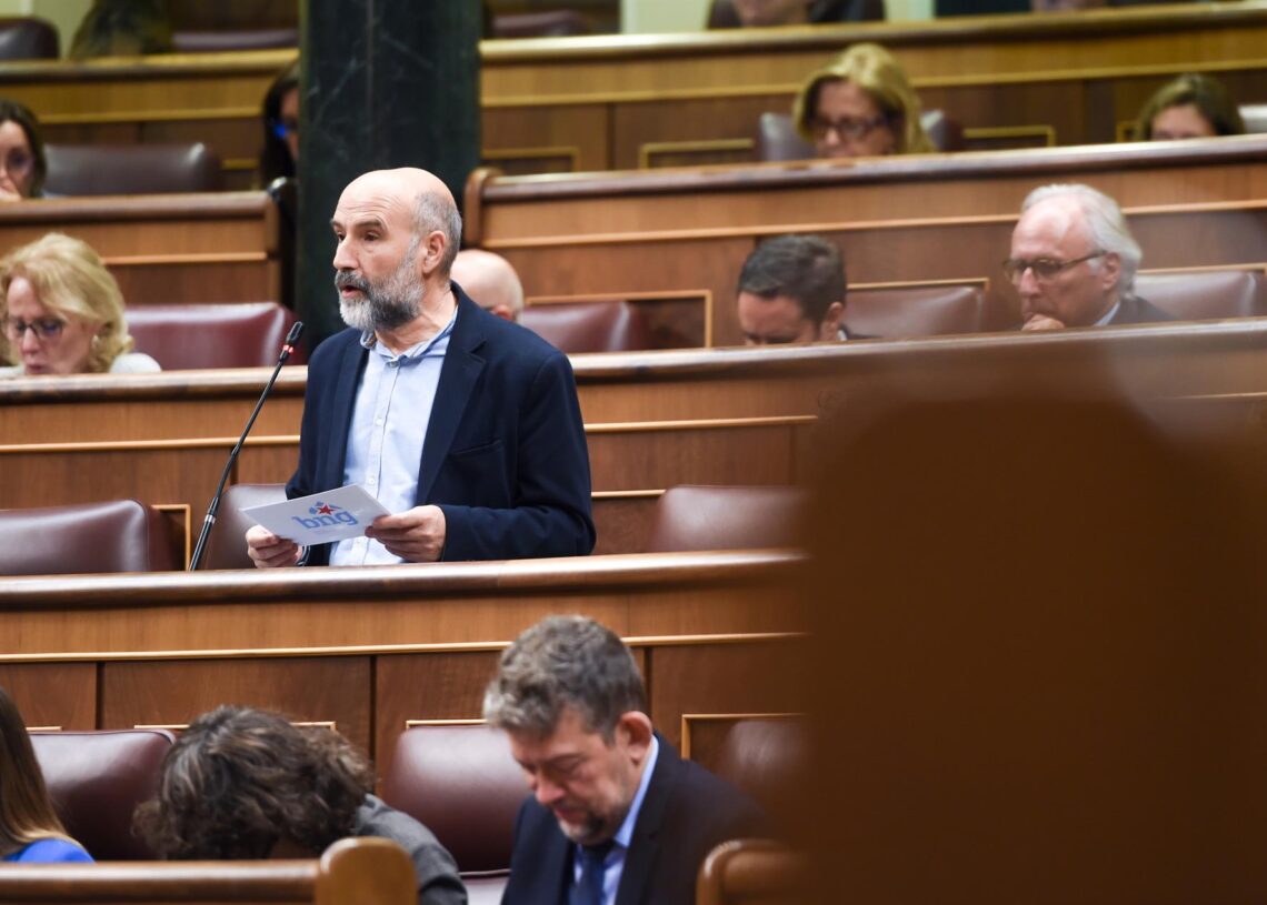 El diputado del BNG, Néstor Rego, durante una sesión de control al Gobierno, en el Congreso de los Diputados, a 12 de noviembre de 2025, en Madrid (España). Gustavo Valiente - Europa Press