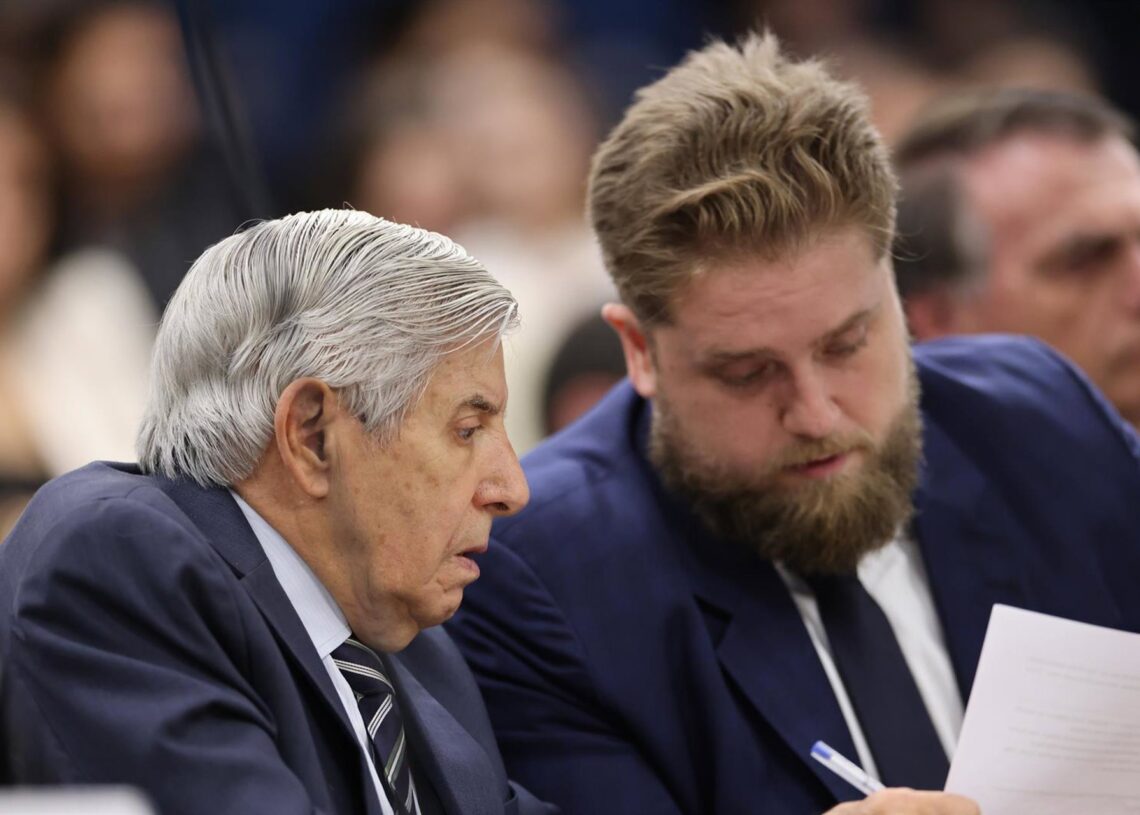 Archivo - El general Augusto Heleno Ribeiro, ex jefe del Gabinete de Seguridad del Gobierno de Bolsonaro, durante su juicio por golpe de Estado.Ton Molina/Supreme Court of Braz / DPA - Archivo