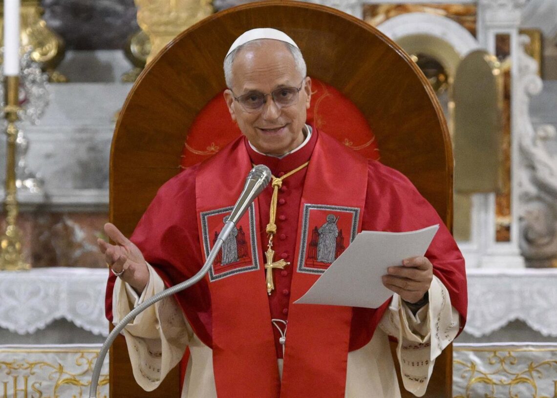 28 November 2025, Turkey, Istanbul: Pope Leo XIV attends a meeting and prayer with bishops, priests, deacons, consecrated men and women, and pastoral workers at the Cathedral of the Holy Spirit (St Esprit cathedral), in Istanbul. Photo: Vatican Media/IPA Vatican Media/IPA via ZUMA Press / DPA