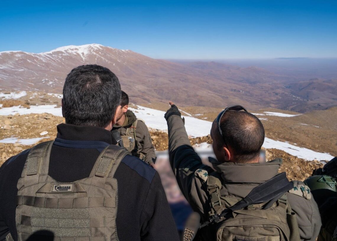 Archivo - Imagen de archivo de militares israelíes en el monte Hermón, en la zona de amortiguación con SiriaMINISTERIO DE DEFENSA DE ISRAEL - Archivo