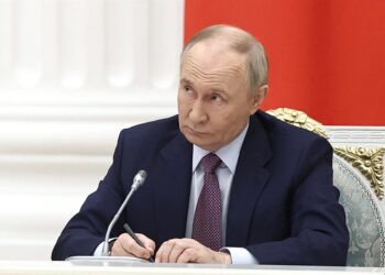 Archivo - El presidente de Rusia, Vladimir Putin, durante una reunión en el Kremlin (archivo)Mikhail Tereshchenko / Zuma Press / ContactoPhoto