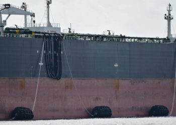 Archivo - Imagen de archivo de un petroleroAntonio Sempere - Europa Press - Archivo