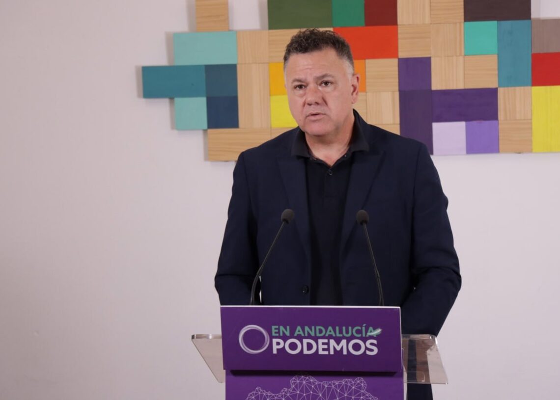 Archivo - El portavoz adjunto de Por Andalucía y diputado representante de Podemos, Juan Antonio Delgado, en una imagen de archivo.PODEMOS ANDALUCÍA - Archivo