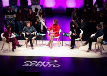 La secretaria general del PSOE-A, María Jesús Montero, en su intervención en 'Diálogos con Acento' con motivo del 25N en Atarfe (Granada).PSOE-A