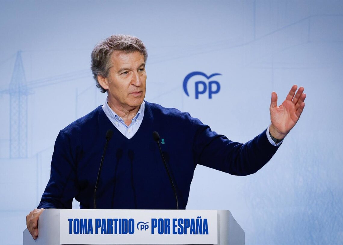 El presidente del Partido Popular, Alberto Núñez Feijóo, durante la segunda jornada del II Foro de las Grandes Ciudades del PP, en Fórum Evolución, a 29 de noviembre de 2025, en BurgosTomás Alonso - Europa Press