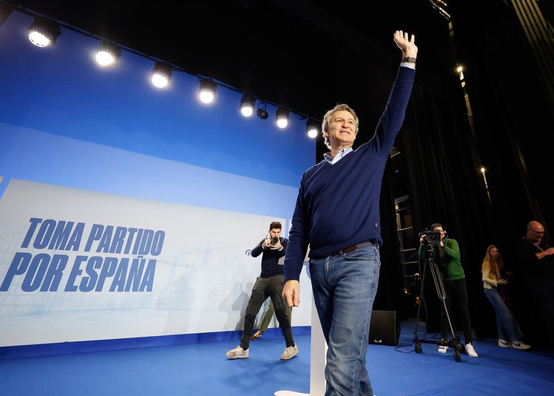 El presidente del Partido Popular, Alberto Núñez Feijóo, durante la segunda jornada del II Foro de las Grandes Ciudades del PP, en Fórum Evolución, a 29 de noviembre de 2025, en BurgosTomás Alonso - Europa Press