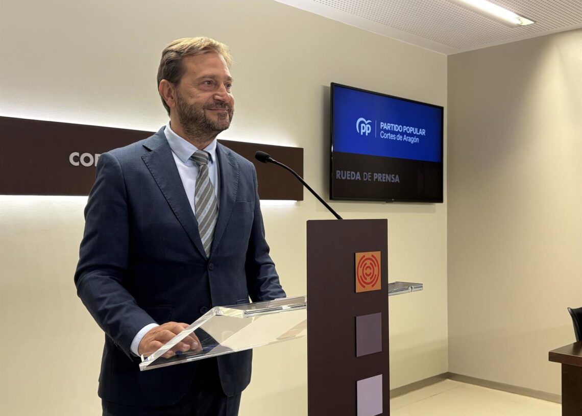 Archivo - El portavoz parlamentario del PP Aragón, Fernando Ledesma.EUROPA PRESS - Archivo