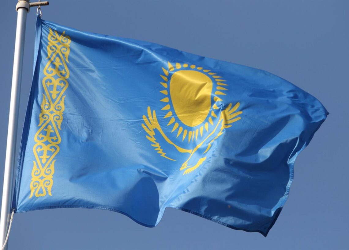 Archivo - Bandera de Kazajistán.Europa Press/Contacto/Maksim Konstantinov