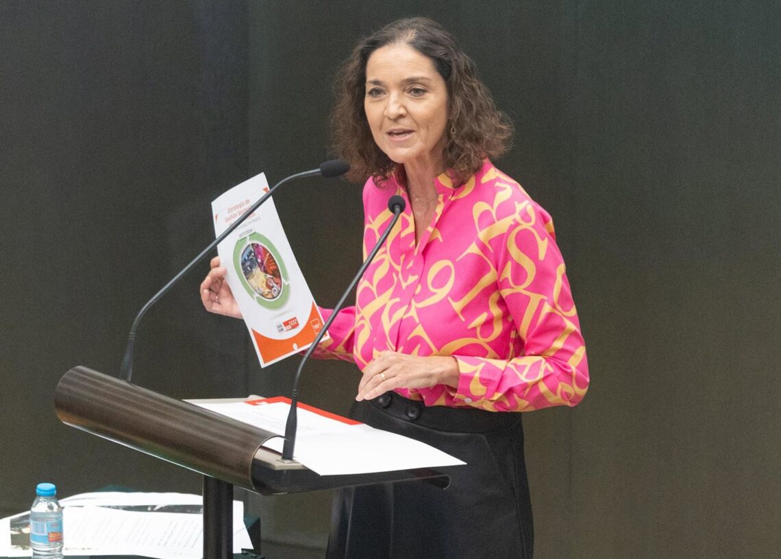 Archivo - La portavoz del PSOE en el Ayuntamiento de Madrid, Reyes Maroto, interviene durante una sesión ordinaria del Pleno del Ayuntamiento de Madrid, en el Palacio de Cibeles, a 28 de octubre de 2025, en Madrid (España). Eduardo Parra - Europa Press - Archivo