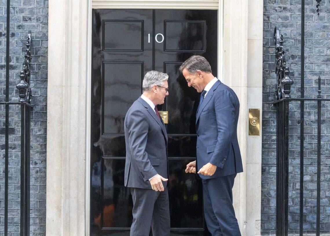 Archivo - Keir Starmer y Mark Rutte Europa Press/Contacto/Tayfun Salci - Archivo