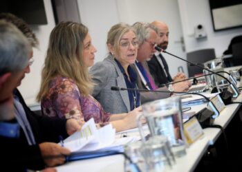 Reunión entre la secretaria de Estado de Función Pública, Consuelo Sánchez Naranjo, y los sindicatos. Ministerio para la Transformación Digital y de la Función Pública.