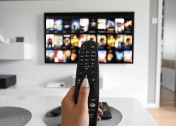 Plataformas como YouTube y Twitch representan la vertiente gratuita e interactiva del streaming. Pixabay.