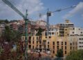 Construcción de un edificio sostenible por parte de una cooperativa en régimen de cesión de uso en Vallcarca, a 31 de julio de 2025, en Barcelona | David Zorrakino / Europa Press