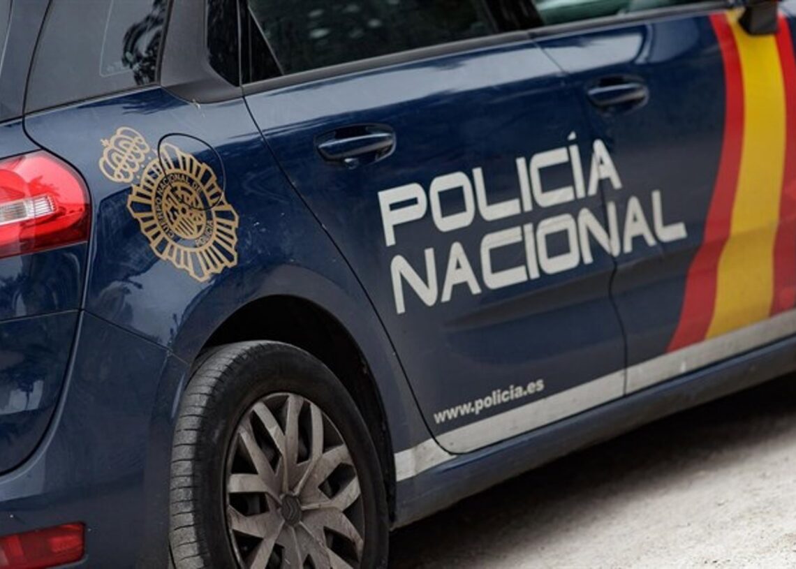 Archivo - Coche de la Policía NacionalARCHIVO