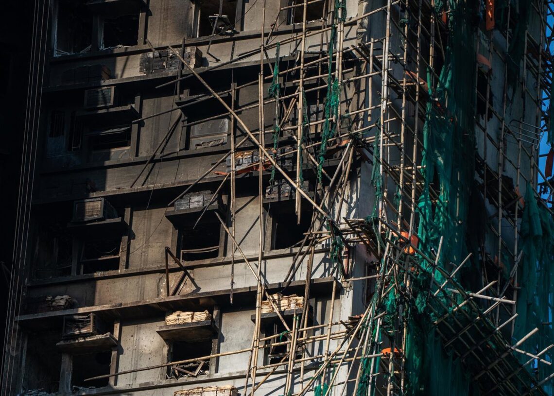 Imagen de archivo del rascacielos incendiado en Hong Kong. Europa Press/Contacto/Vernon Yuen