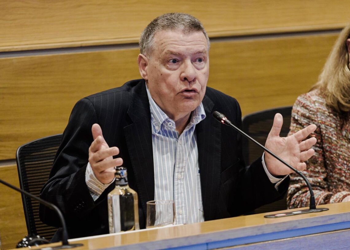 Archivo - El expresidente de Red Eléctrica de España y exministro, Jordi Sevilla.Carlos Luján - Europa Press - Archivo