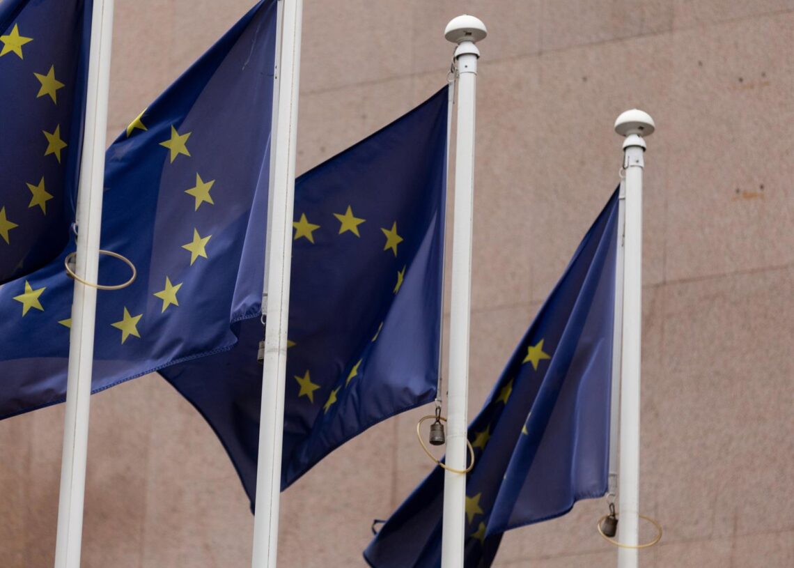 Archivo - Varias banderas de la Unión Europea en una imagen de archivo.Eduardo Parra - Europa Press - Archivo