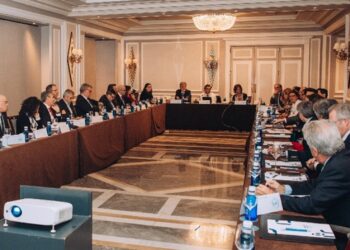 Archivo - Imagen de archivo de una reunión Patronato de la Fundación IDIS.FUNDACIÓN IDIS - Archivo