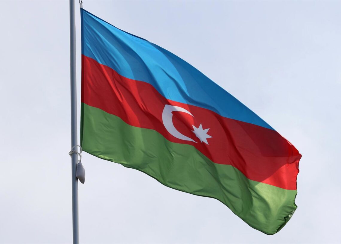 Archivo - Imagen de archivo de una bandera de Azerbaiyán.Europa Press/Contacto/Maksim Konstantinov