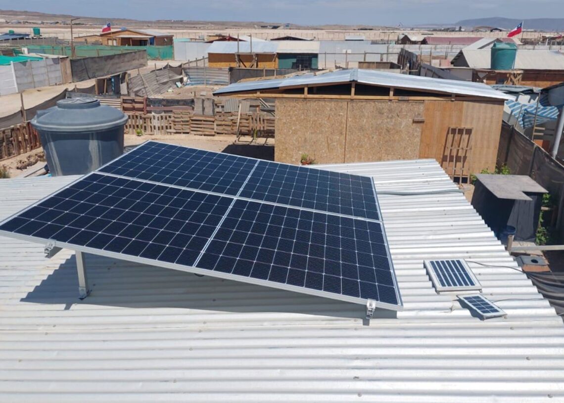 Luz en Casa Atacama 2FUNDACIÓN ACCIONA.ORG