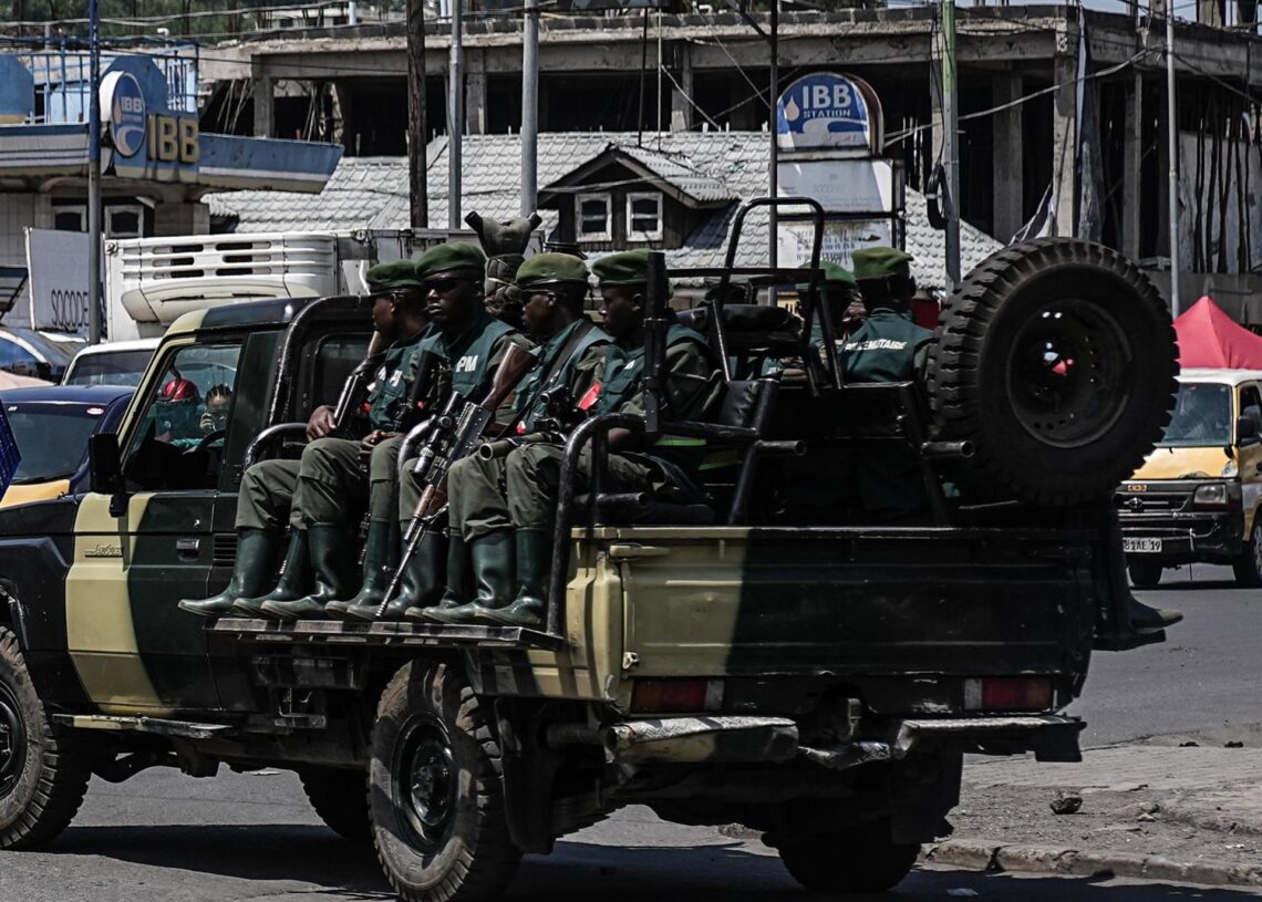 Archivo - Soldados del M23 patrullan la ciudad de Goma, en Kivu Norte, República Democrática de CongoEuropa Press/Contacto/David Allignon - Archivo
