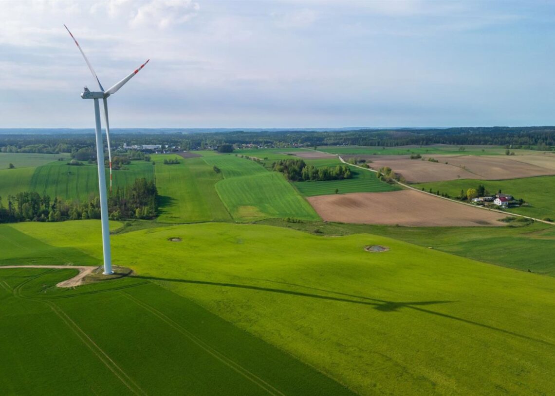 EDP suministrará energía de dos proyectos renovables a Carrefour en PoloniaEDP