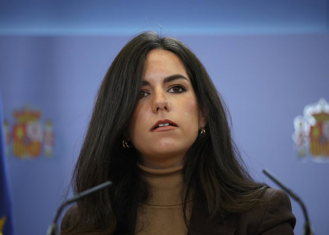 La portavoz de Vox en el Congreso, Pepa Millán, durante una rueda de prensa en el Congreso de los Diputados, a 2 de diciembre de 2025, en Madrid (España).Alejandro Martínez Vélez - Europa Press