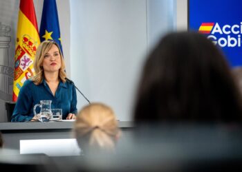La ministra de Educación, Formación Profesional y Deportes y portavoz del Gobierno, Pilar Alegría, durante una rueda de prensa tras el Consejo de Ministros, en el Complejo de la Moncloa, a 2 de diciembre de 2025, en Madrid (España).Gabriel Luengas - Europa Press