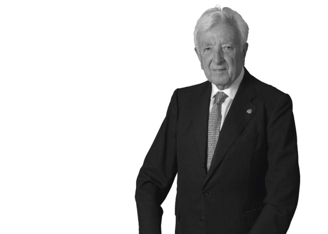 Archivo - Fallece Juan Echevarría Puig, presidente de Mutua Universal entre 2004 y 2022.MUTUA UNIVERSAL - Archivo