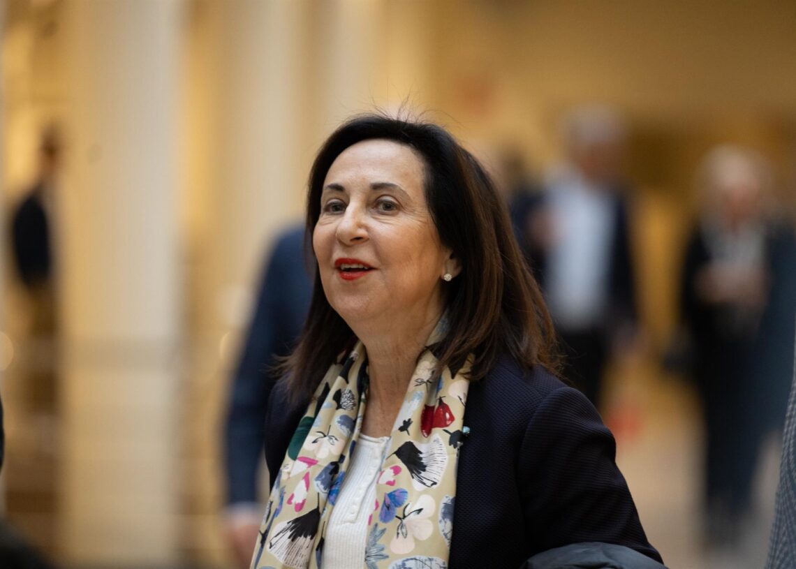 La ministra de Defensa, Margarita Robles, a su llegada a una sesión plenaria en el Senado, a 2 de diciembre de 2025, en Madrid (España).Ricardo Rubio - Europa Press