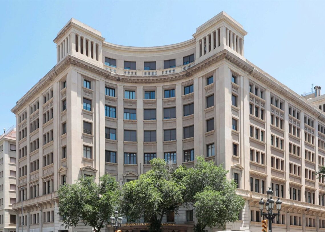 Archivo - La sede de Foment del TreballFOMENT DEL TREBALL - Archivo