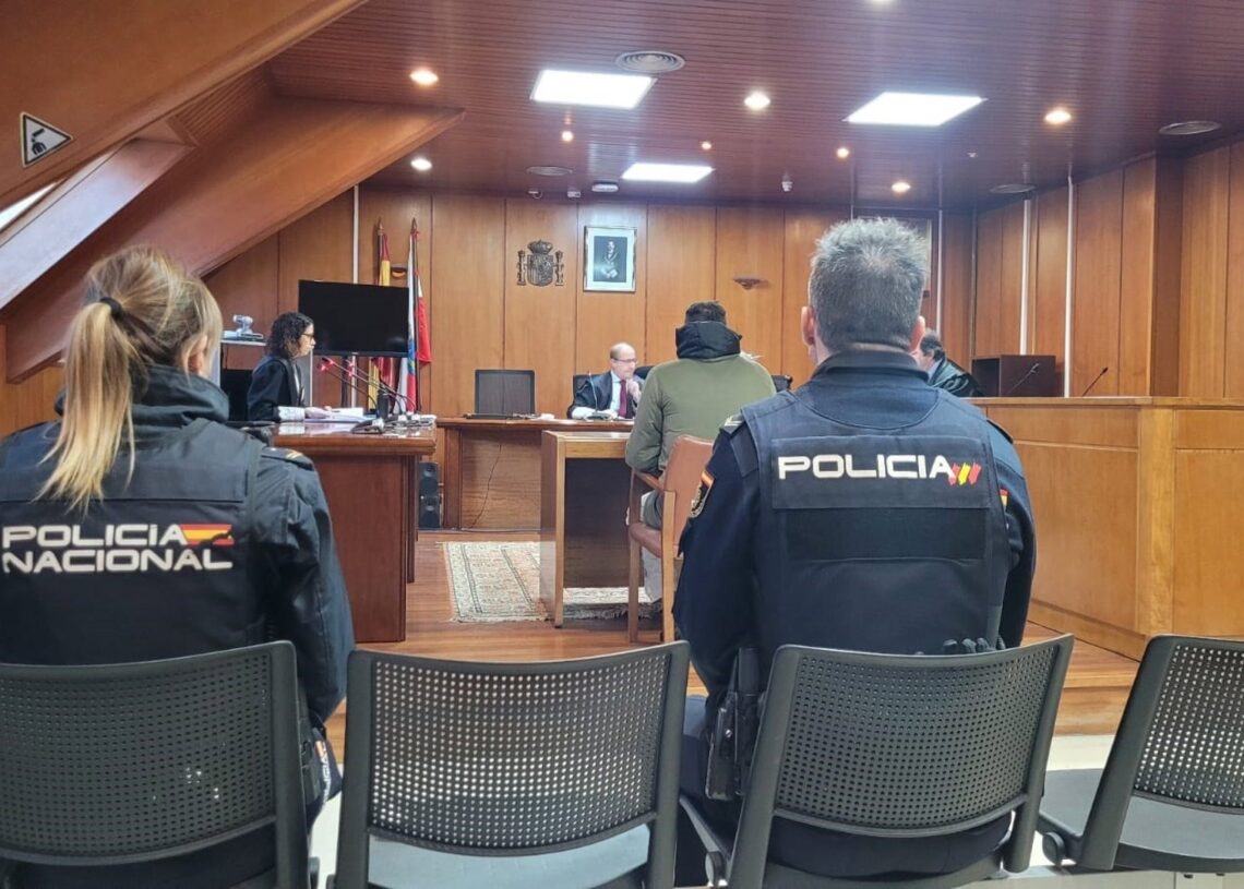 Juicio a un acusado de entrar en casa de su pareja sobre la que tenía orden de alejamientoEUROPA PRESS